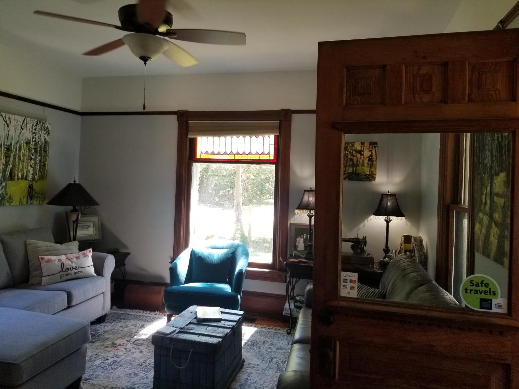 The Walnut Grove Bnb Harrow Eksteriør bilde